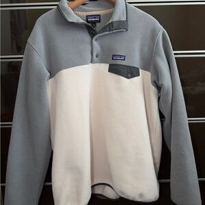 Patagonia Two-Tone Gray and Cream Fleece Pullover